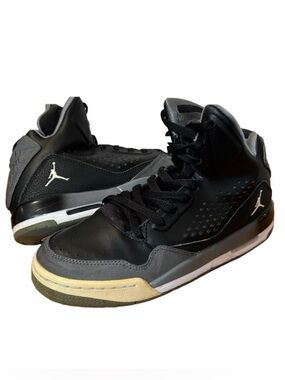 Nike Air Jordan Flight Grade School Boy Size 6Y Running Shoes Sneakers Black